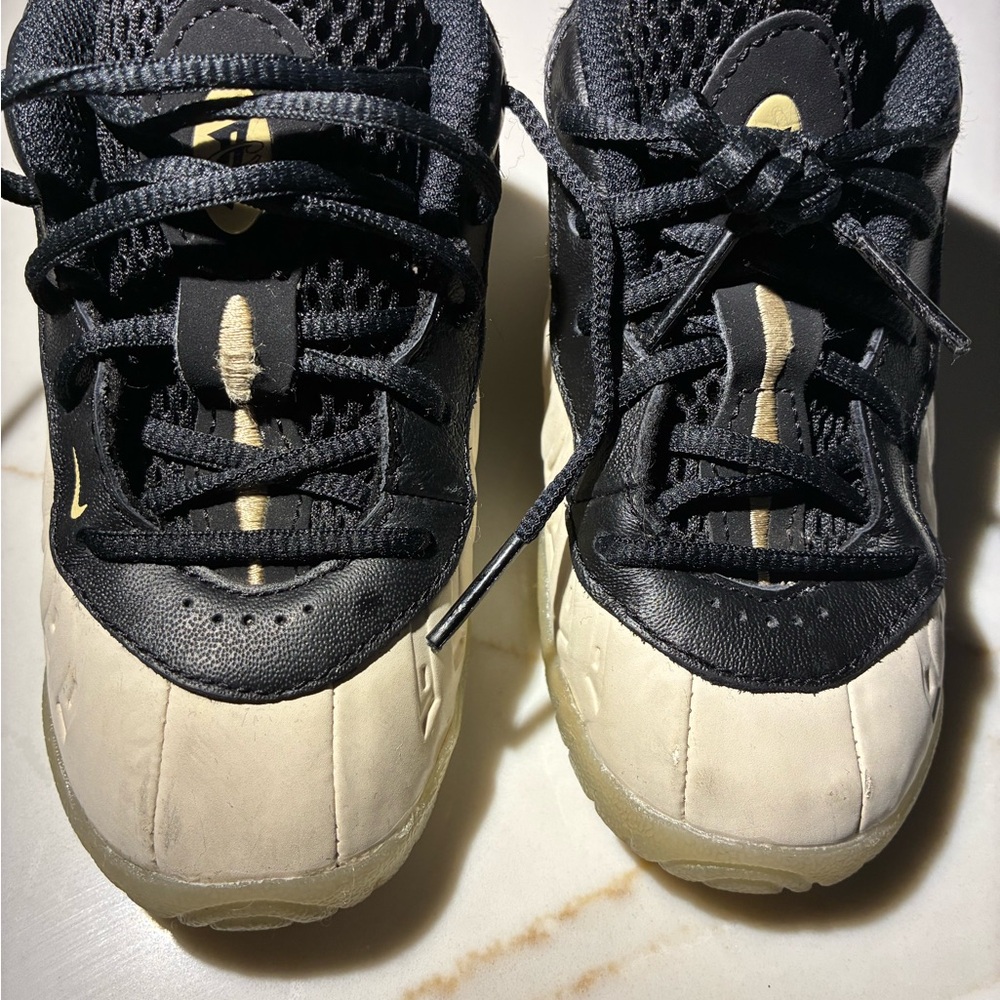 Nike Kids Black and Cream Sneakers